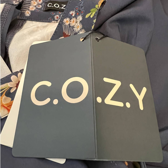 New COZY Halter Dress in Blue with Multicolored Floral Trim Size 8 - Picture 8 of 8